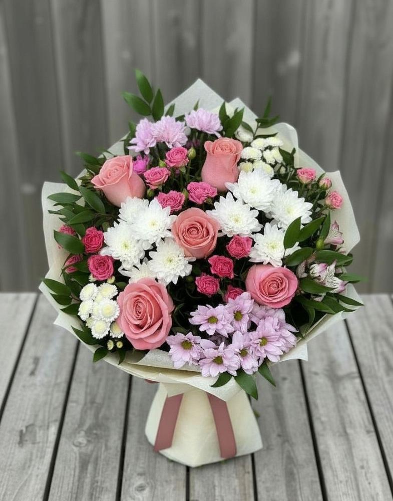 Букет цветов из: Альстромерии, Гвоздики, Розы и Хризантемы в Хохле