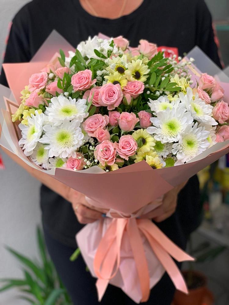 Букет цветов из: Розы и Хризантемы в Хохле
