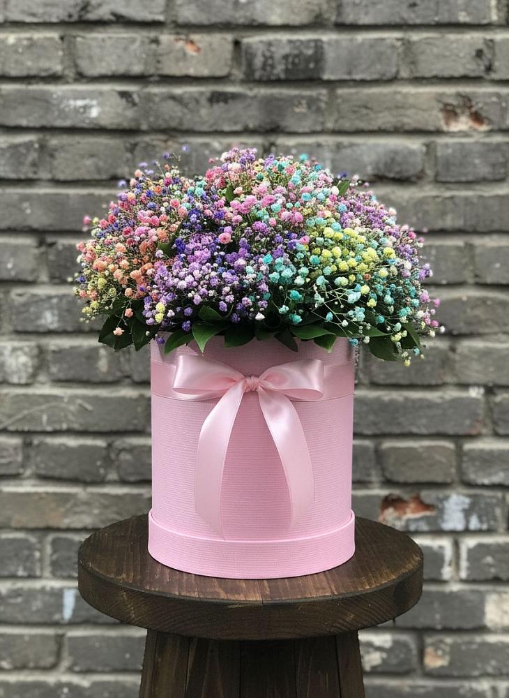 Цветочная композиция из Гипсофила и Розы в шляпной коробке в Хохле