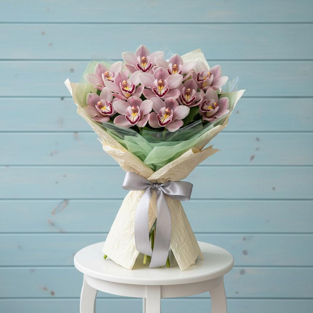 Букет цветов из: Орхидеи и Розы в Хохле