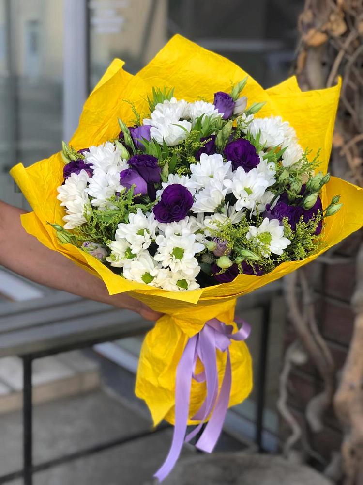 Букет цветов из: Ирисы, Хризантемы и Ромашки в Хохле
