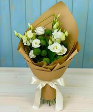 Букет цветов из:  Хризантемы и Лизиантусы #REPLACE_PRED# Хохле