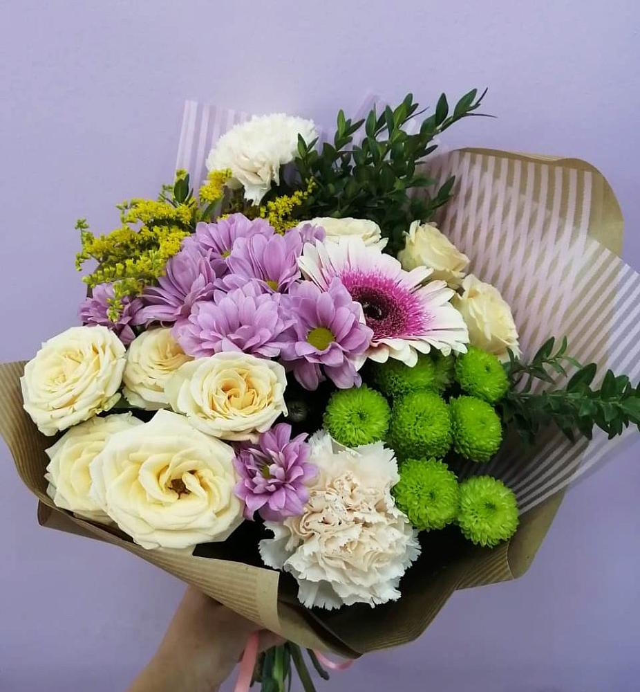 Букет цветов из: Хризантемы, Розы, Гвоздики и Герберы в Хохле