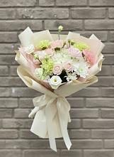 Букет цветов из:  Гвоздики, Розы, Лизиантусы и Хризантемы #REPLACE_PRED# Хохле