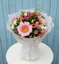 Букет цветов из:  Герберы, Альстромерии и Лизиантусы в Хохле