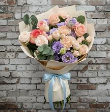 Букет цветов из:  Розы, Лизиантусы и Гвоздики #REPLACE_PRED# Хохле